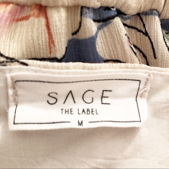 SAGE THE LABEL Eden Tie Front Wide Leg Jumpsuit Size Medium in Natural Floral - Picture 15 of 16